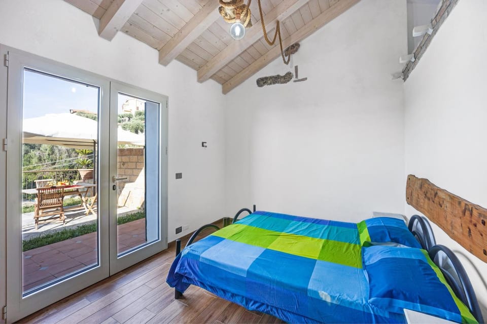 Property building, Living room, Bedroom