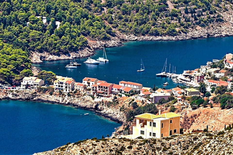 Property building, Neighbourhood, Natural landscape, Bird's eye view, Beach, Sea view, Location