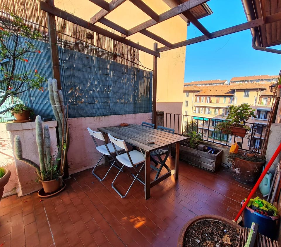 Balcony/Terrace, Dining area