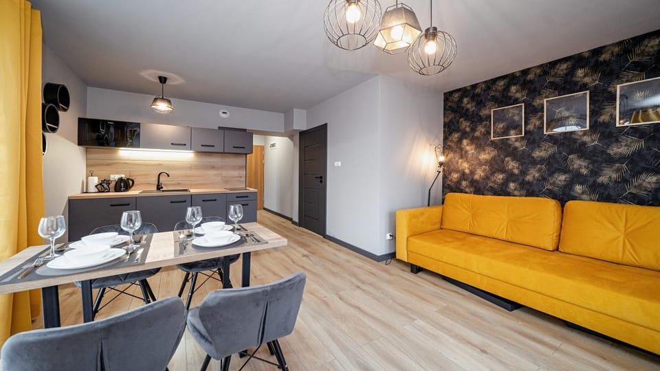 Kitchen or kitchenette, Living room, Dining area