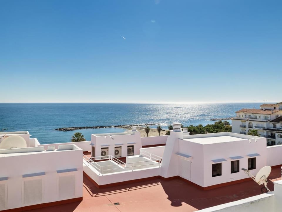 View (from property/room), Balcony/Terrace, Sea view