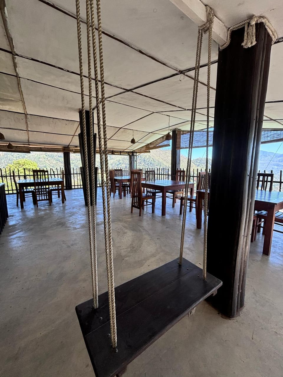 Restaurant/places to eat, Restaurant/places to eat