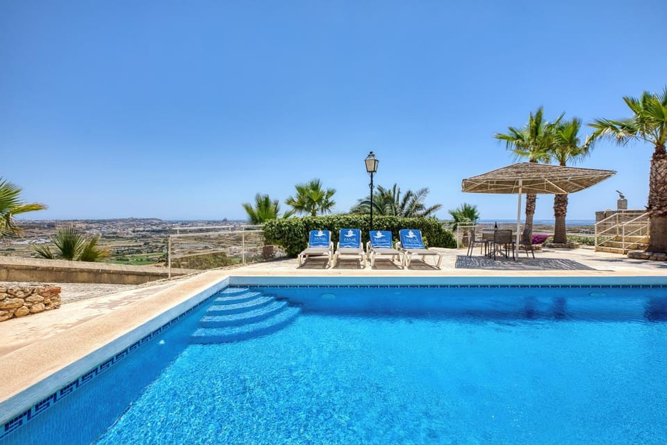 Ghar Ilma IV Holiday Home Villa in Malta