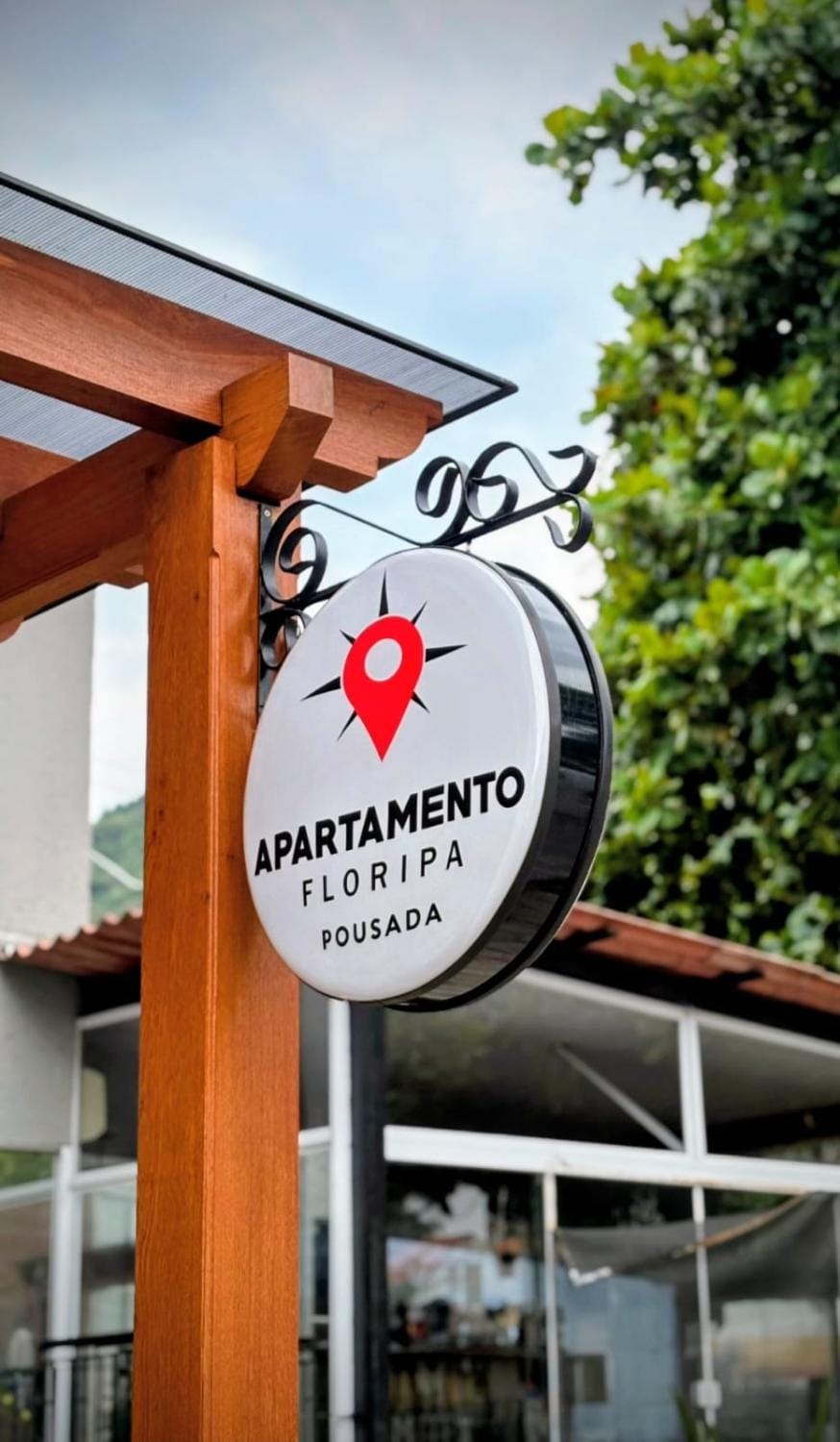 AP 17 Family e Giga 2 Quartos 600 MB Perto de Tudo Apartment in Florianopolis