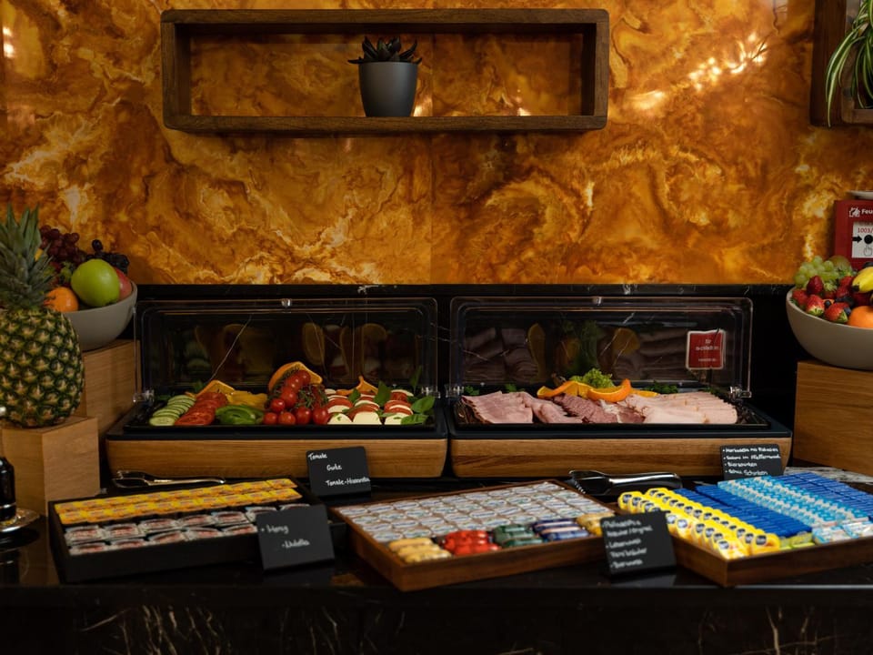 Buffet breakfast