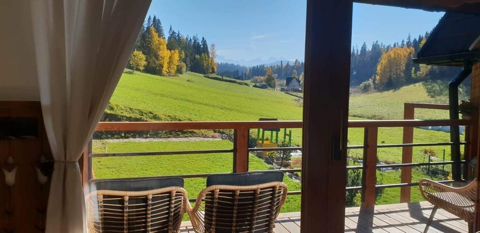 Spring, Day, Garden, Balcony/Terrace