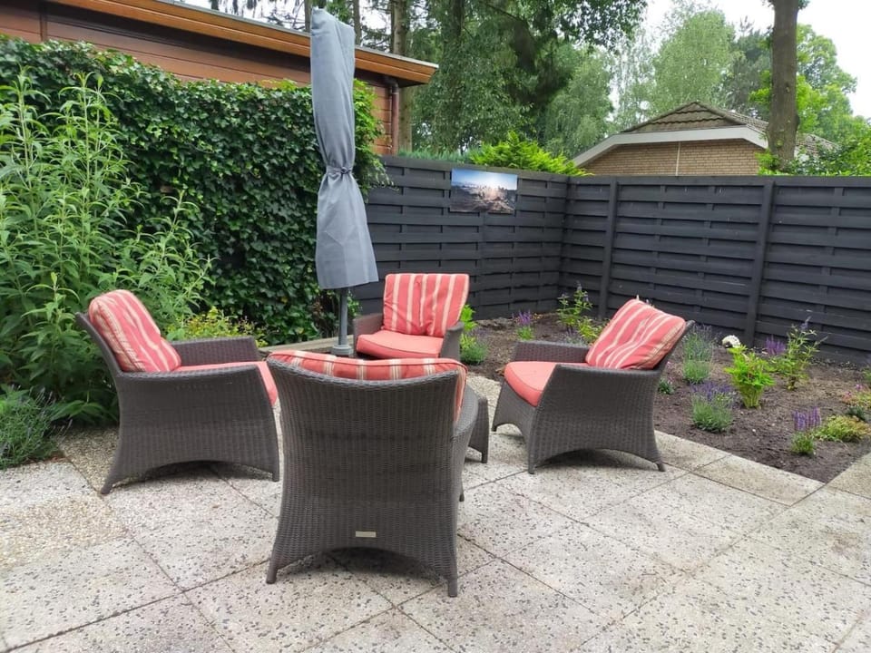 Enjoy nature, nice stay and beautiful surroundings Chalet in Putten