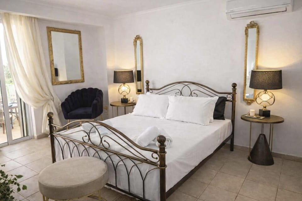 Bed, View (from property/room), Bedroom
