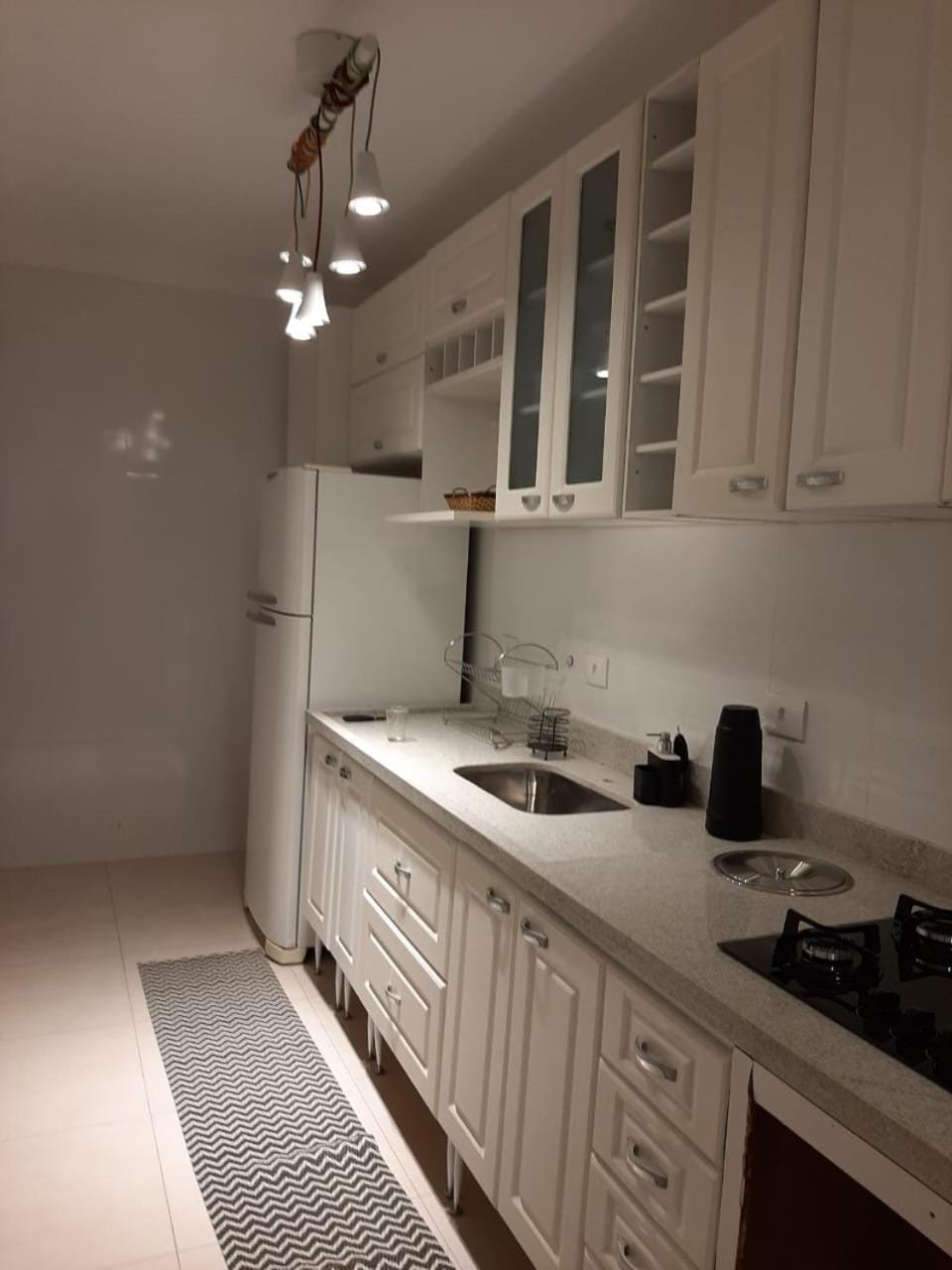 Ilhas de Salinas - Apartamento com vista para o mar, 2 suítes, 2 vagas na garagem e localizado a 200m da praia Apartment in State of São Paulo