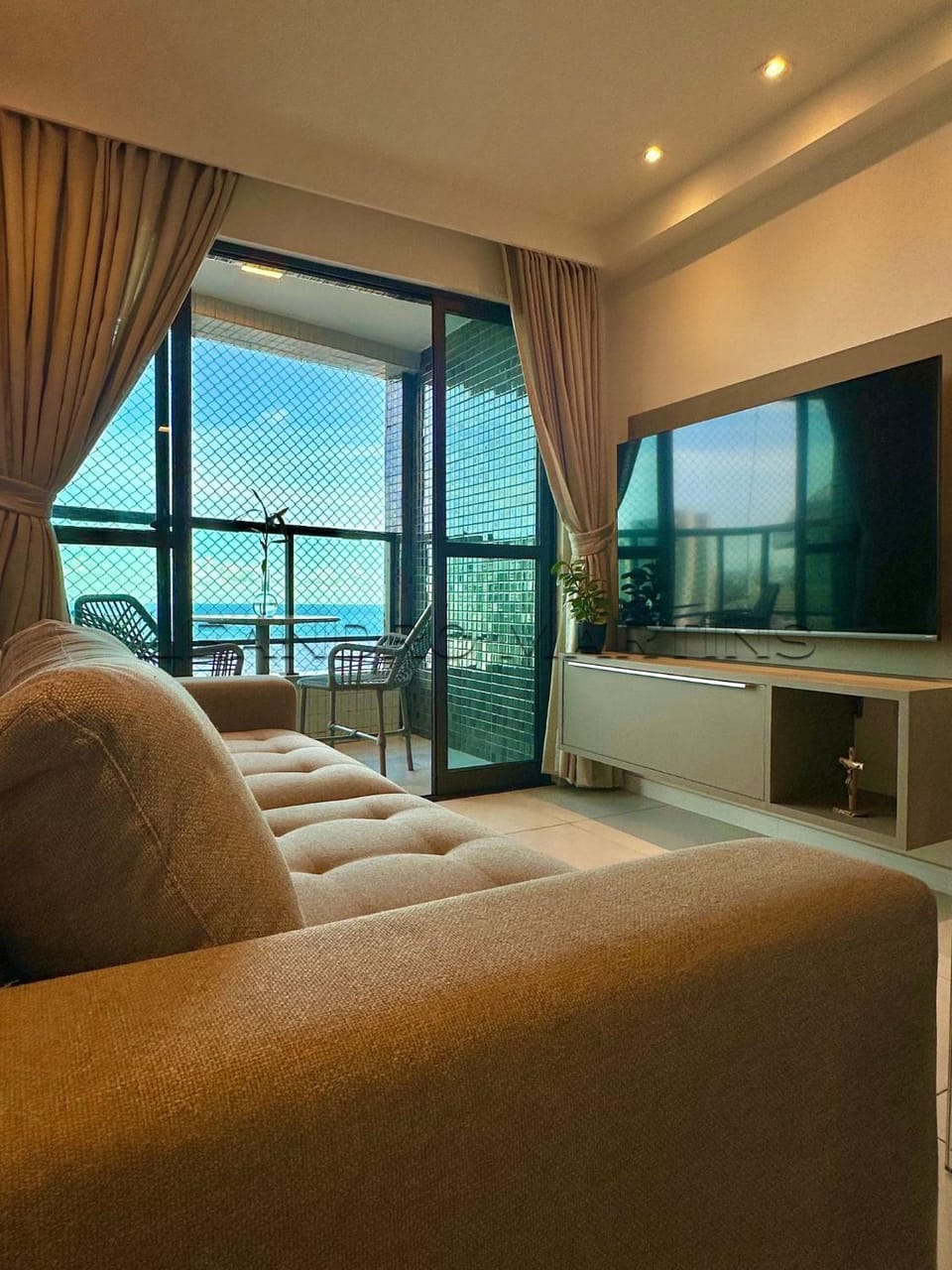 TV and multimedia, View (from property/room), Balcony/Terrace, Living room, Seating area, Evening entertainment, Sea view