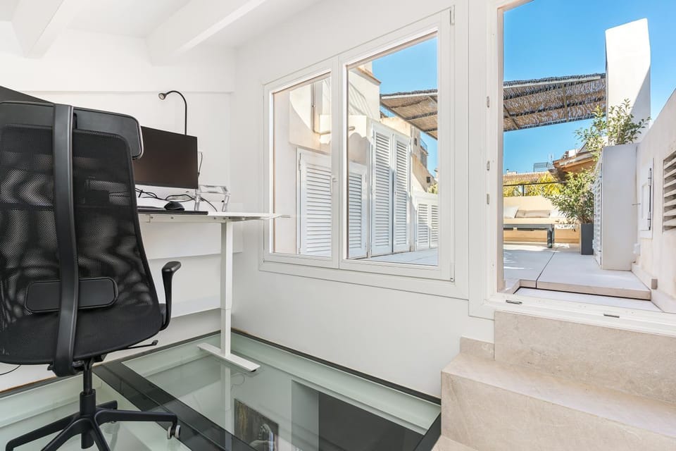 Designer Gem with terrace in prime location House in Palma