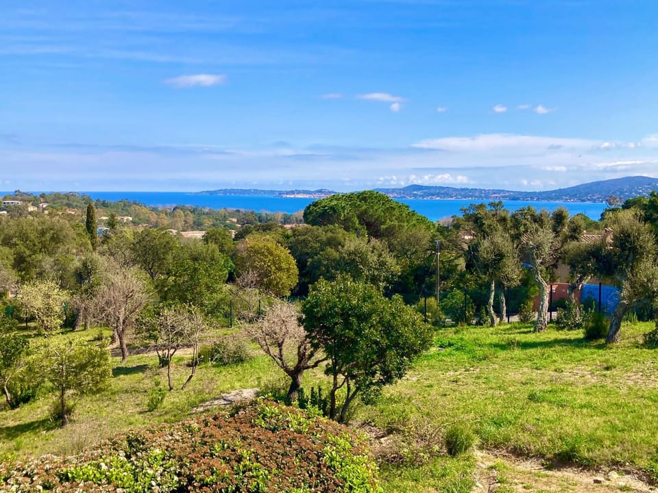 Les Restanques vue mer Pressoir 3131 Apartment in Grimaud