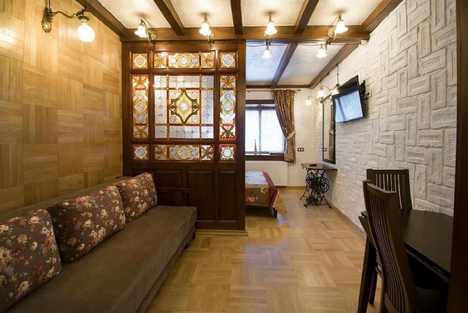 Vidfort Братів Рогатинців Apartment in Lviv