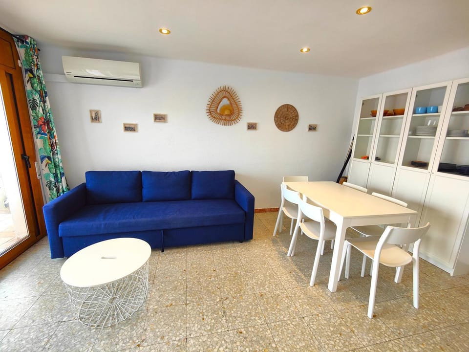 Global immo 3348 LA SOLANA Apartment in Roses