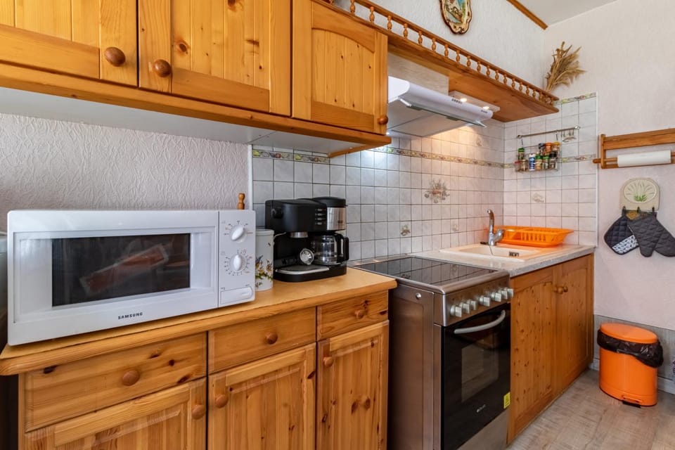 Kitchen or kitchenette, Other