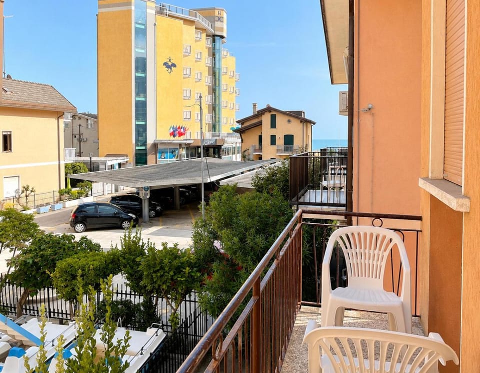 Neighbourhood, View (from property/room), Balcony/Terrace