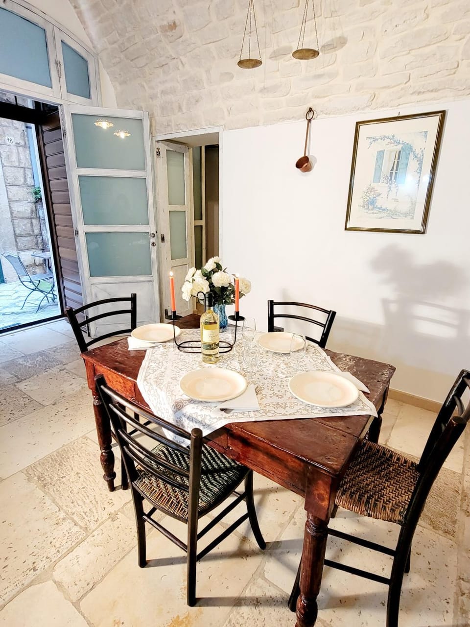 GIOVINAZZO HISTORIC APULIA old town stone house with private patio Apartment in Giovinazzo