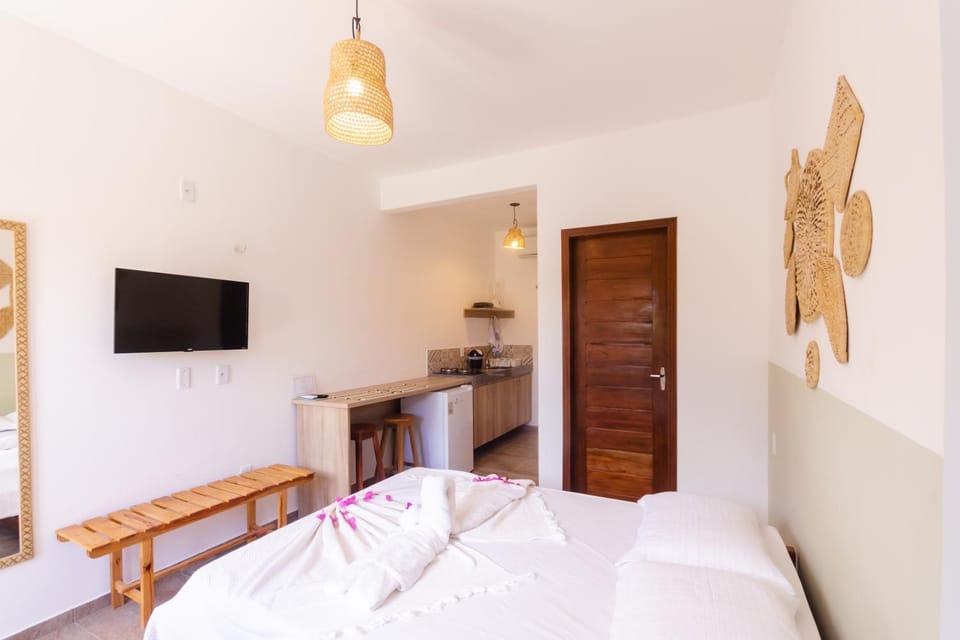Bed, TV and multimedia, Kitchen or kitchenette, Photo of the whole room, Bedroom