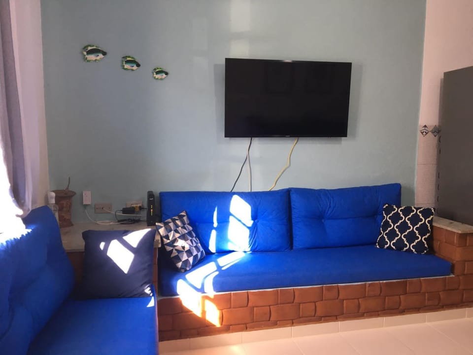 Communal lounge/ TV room, TV and multimedia, Living room