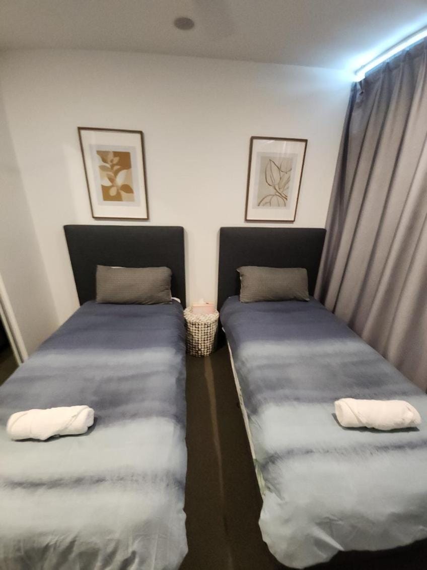 Southbank Apartment with pool Brisbane CBD Hosted by Homestayz Apartment in Brisbane City