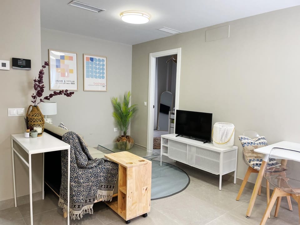 TV and multimedia, Living room, Seating area