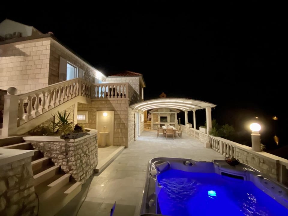 Villa FJERA - sea view, hot tubs, terrace, BBQ Villa in Split-Dalmatia County