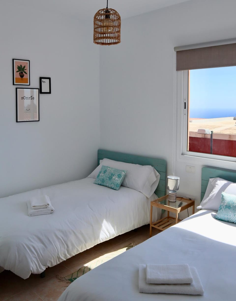 Bed, Photo of the whole room, Bedroom, Sea view