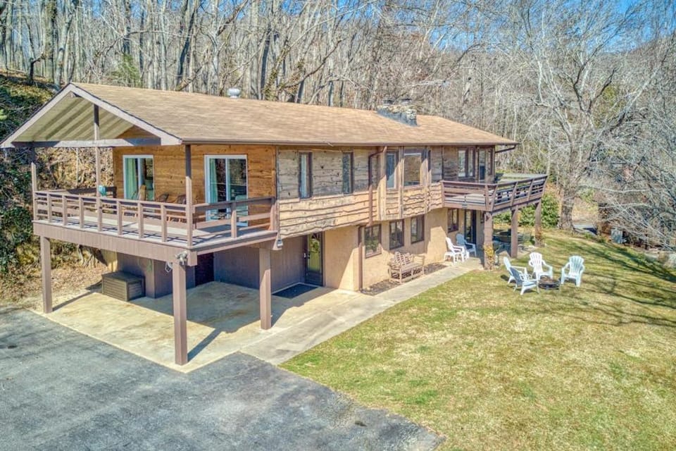 Balsam View House in Lake Junaluska