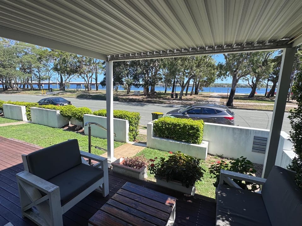 Patio, Sea view, Sea view, Location