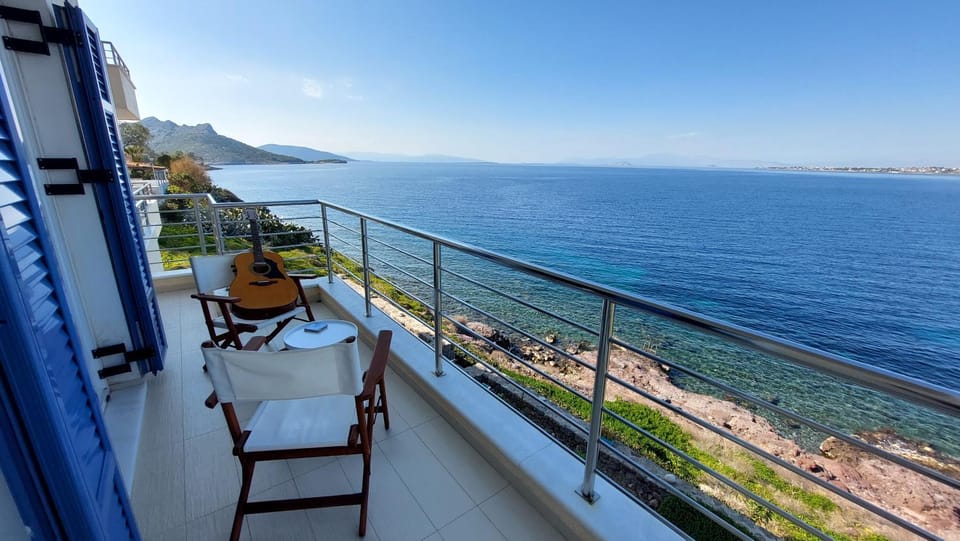 Thalassa House in Islands