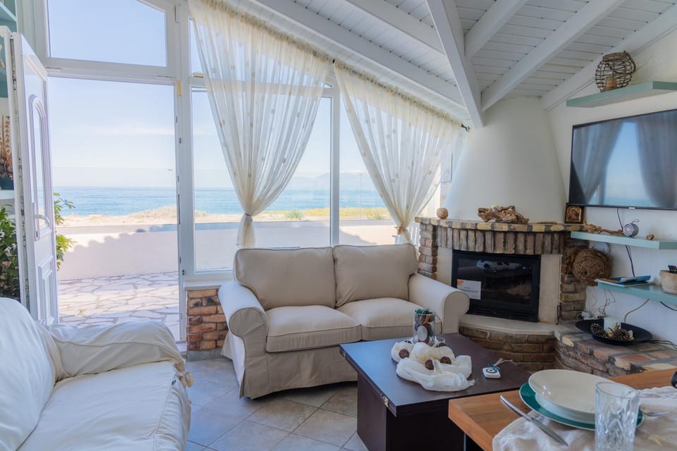 Living room, Sea view