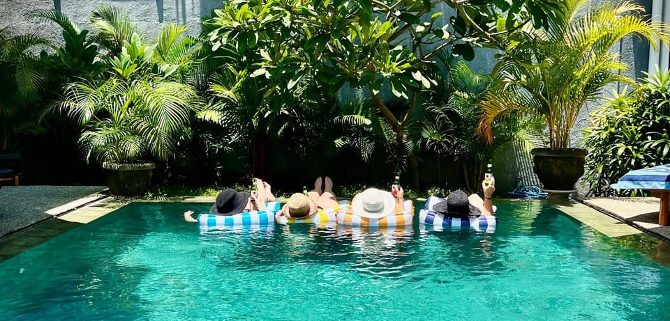 Day, People, Garden, Garden view, Pool view, Swimming pool, group of guests