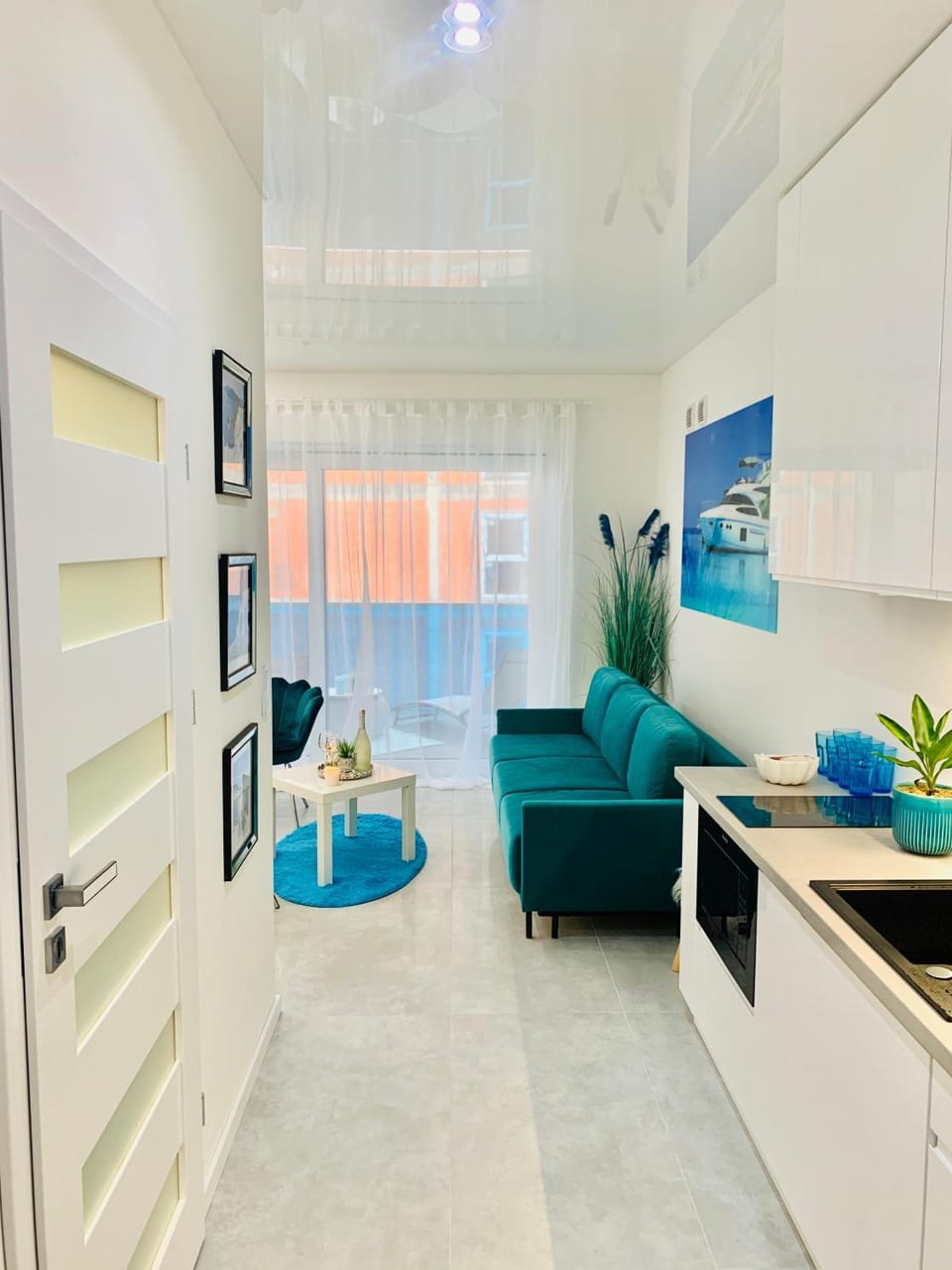 Aquarius Santorini Apartment in Greater Poland Voivodeship