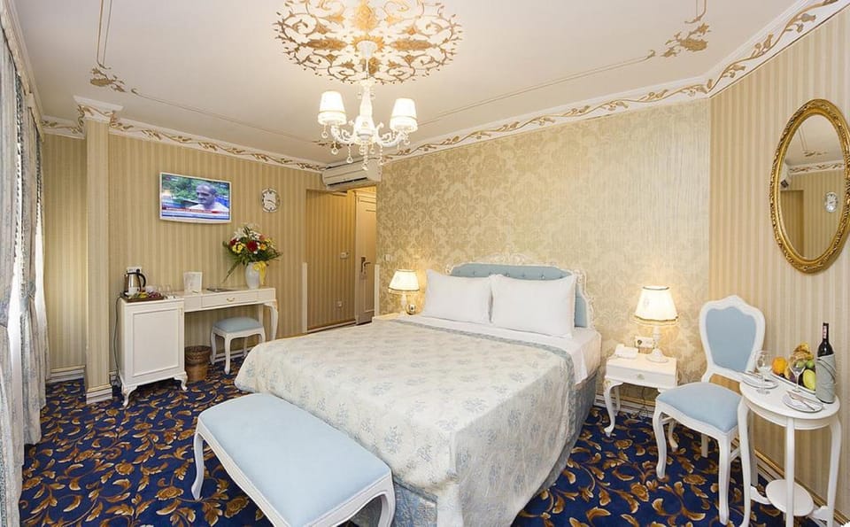 Photo of the whole room