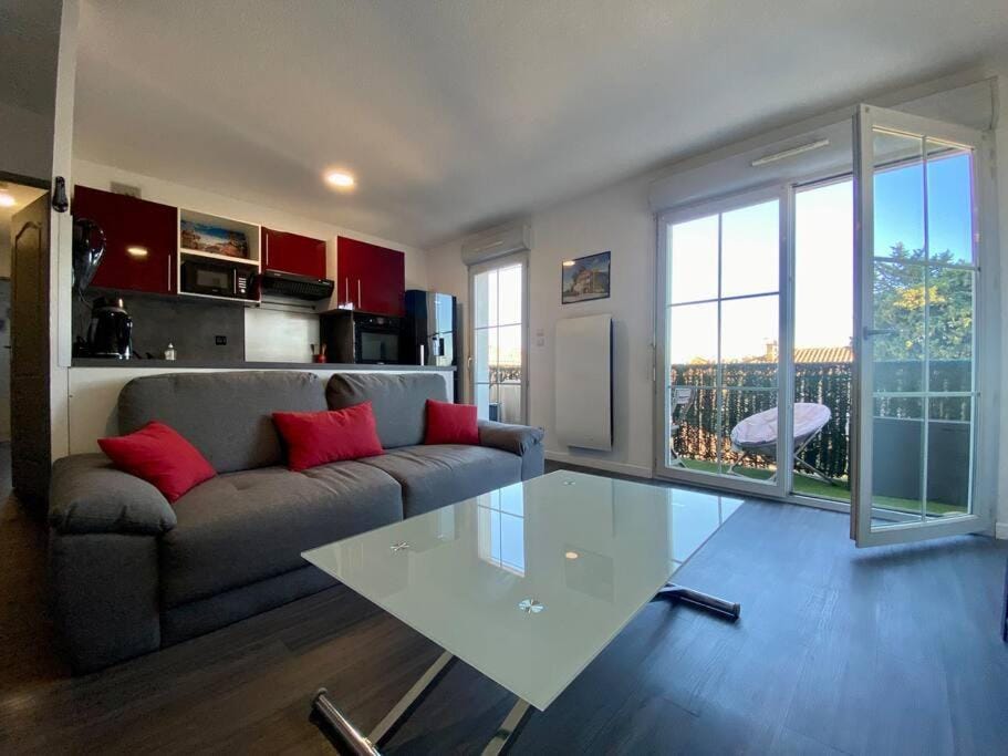 Living room, Lounge or bar