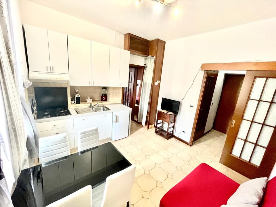 Appartamento Marghera indipendente Apartment in Milan