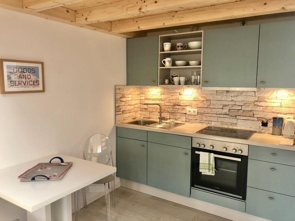 Kitchen or kitchenette, kitchen