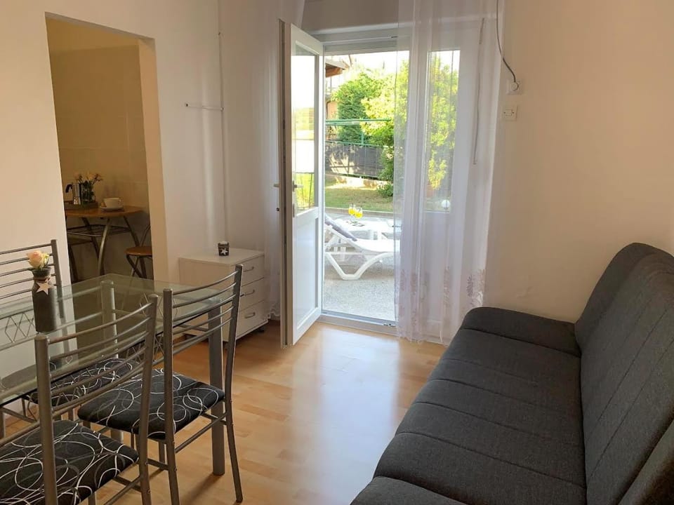 Apartmaji Amitis Apartment in Portorož