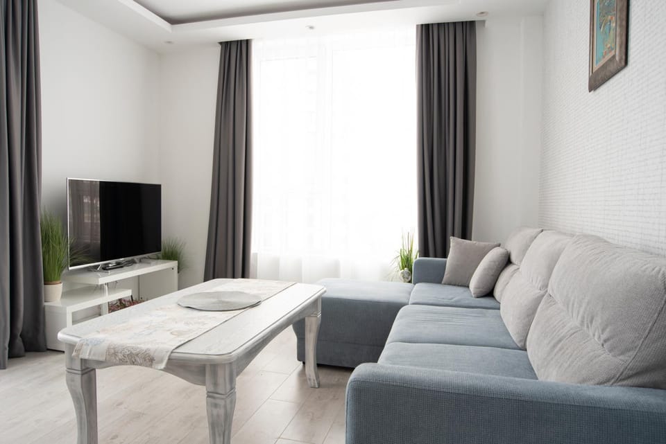 Sunny & Stylish Brand new 2bdr Apartment + Parking Apartment in Sofia