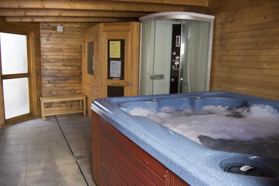 Hot Tub