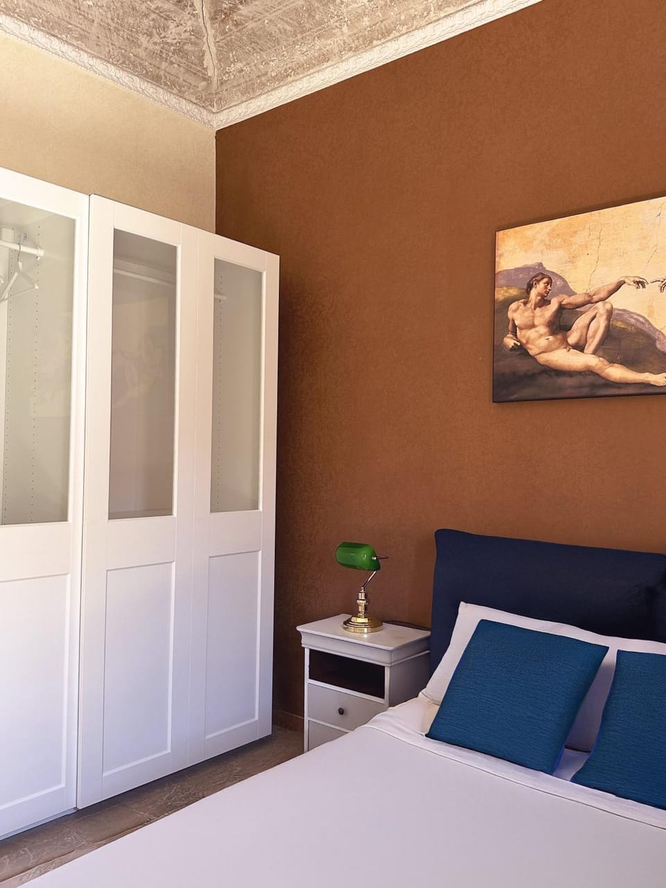 Decorative detail, Bedroom, furniture