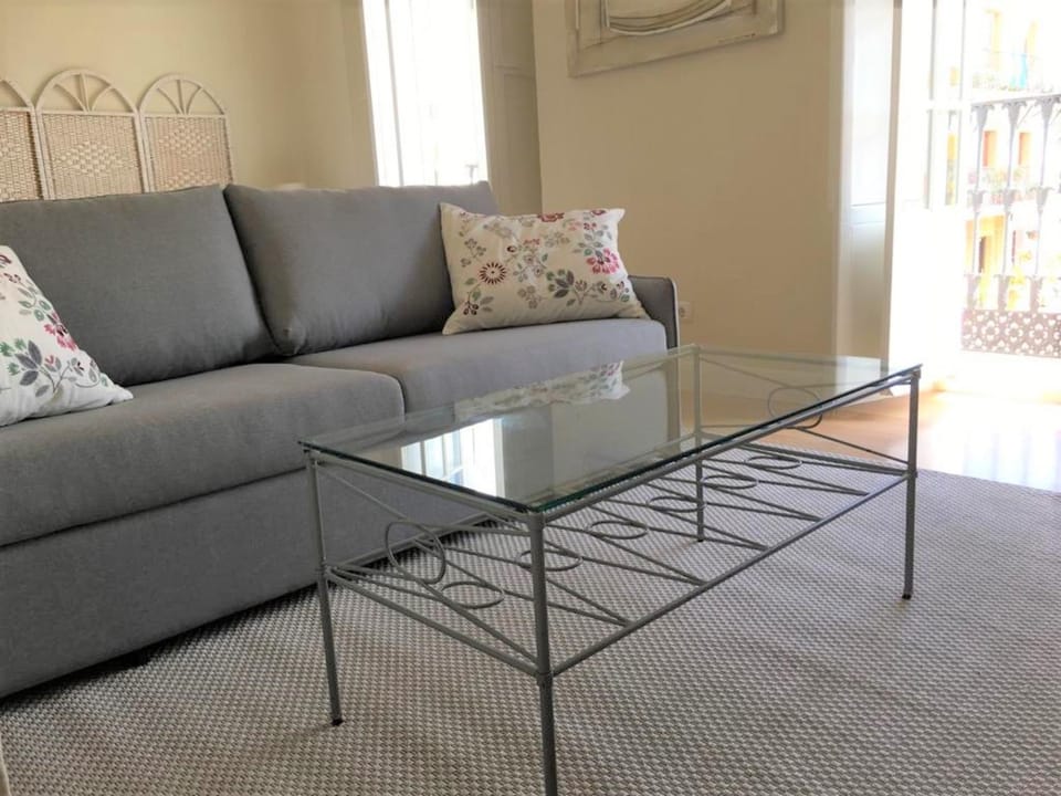 Living room, Lounge or bar