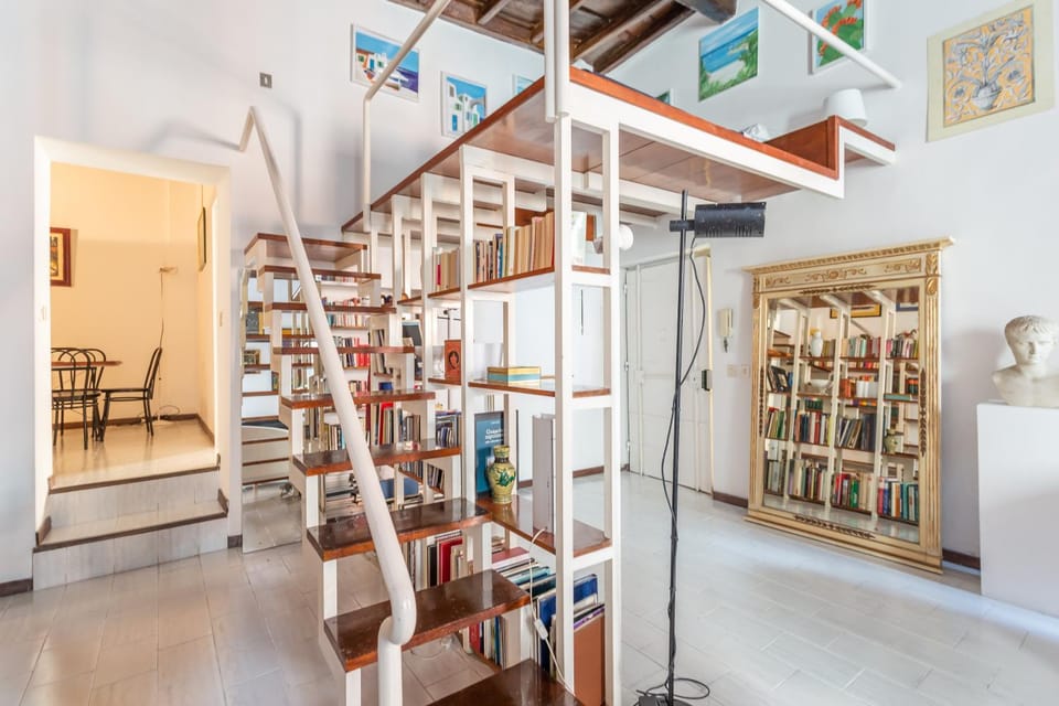 Library, Living room, Seating area