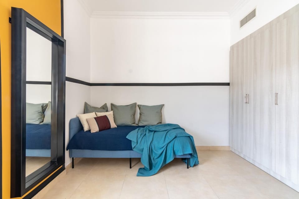 The Smart Concierge - Plaza residence Apartment in Dubai