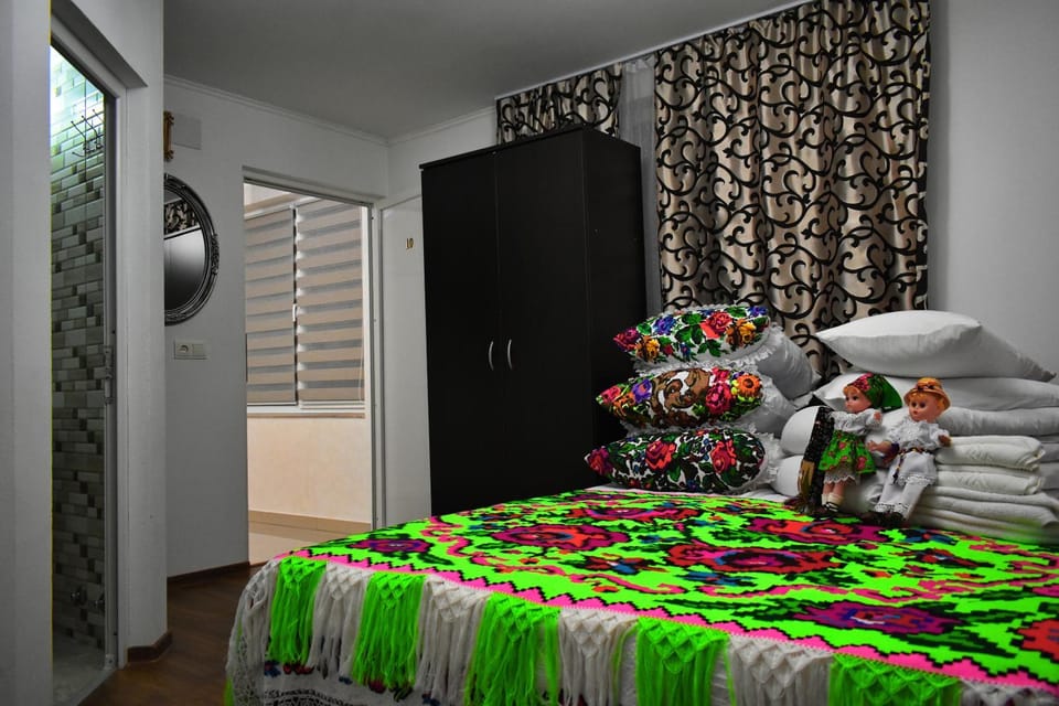 Bed, Photo of the whole room