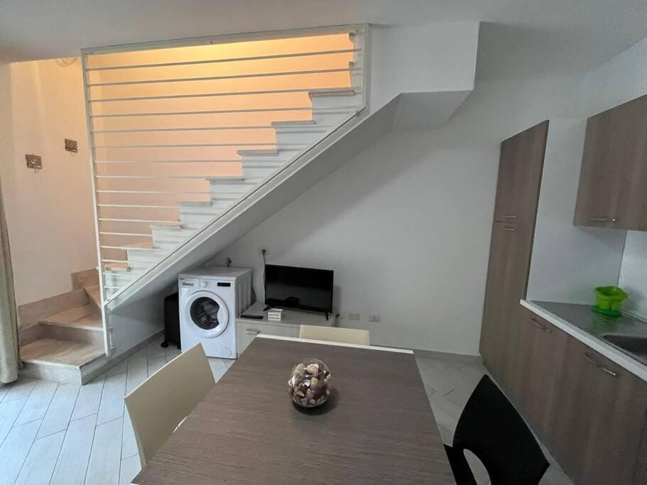 Communal lounge/ TV room, TV and multimedia, Seating area