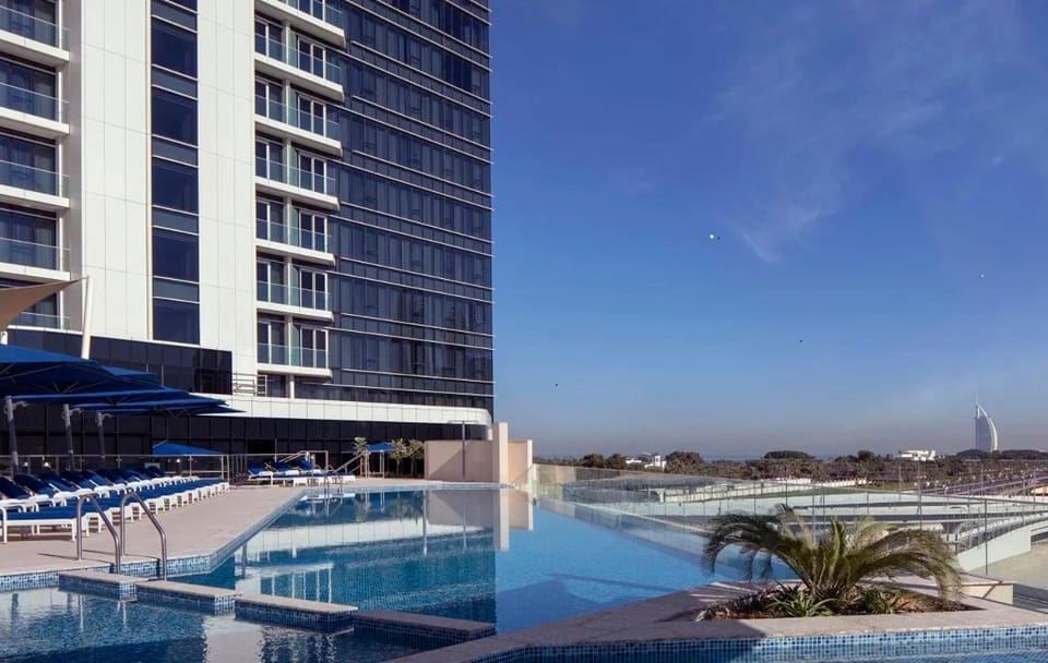 ON OFF HH-AVANI HOTEL-3BR -Full Palm View Apartment in Dubai