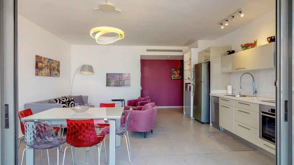 Kitchen or kitchenette, Living room, Dining area