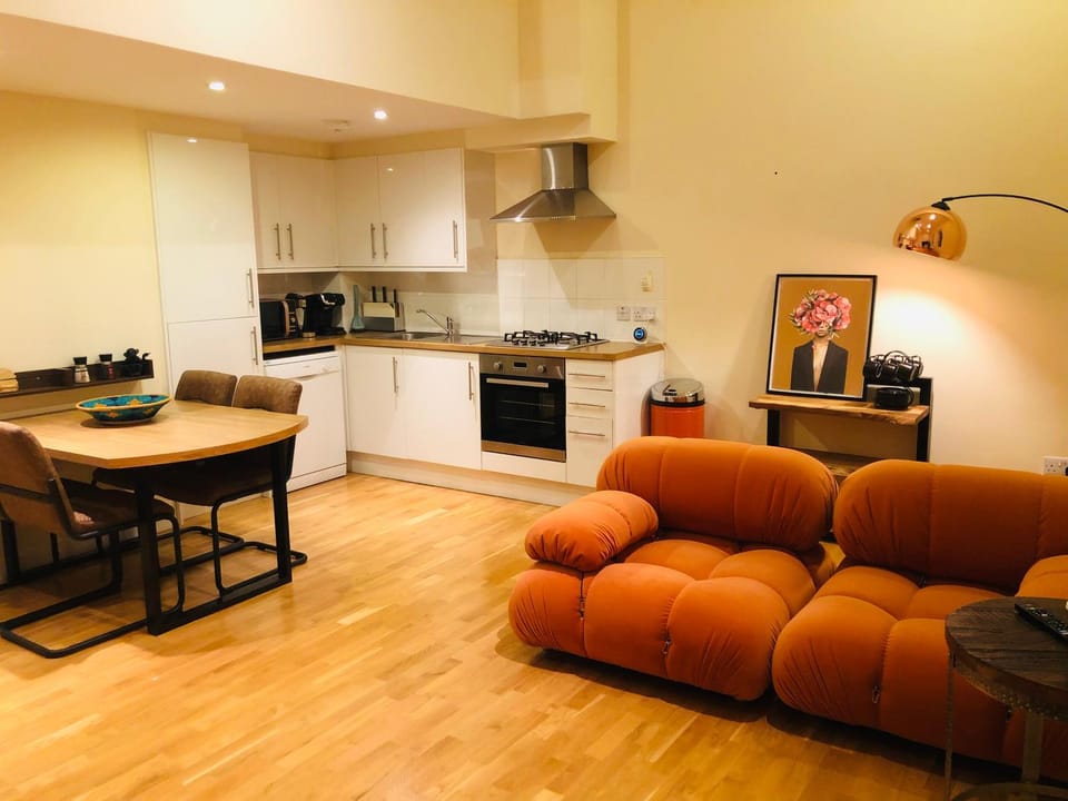 Kitchen or kitchenette, Living room, Dining area