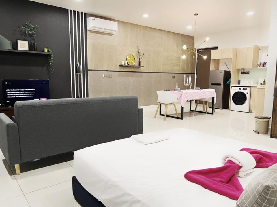 Green Heaven by Greatday Apartment in Johor